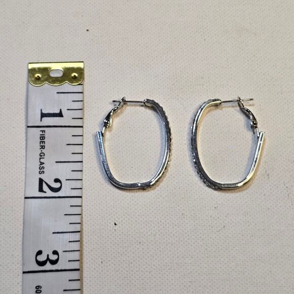HOUSE OF HARLOW 1960 CRYSTAL JEWELED HOOP EARRINGS NEW - Picture 3 of 4